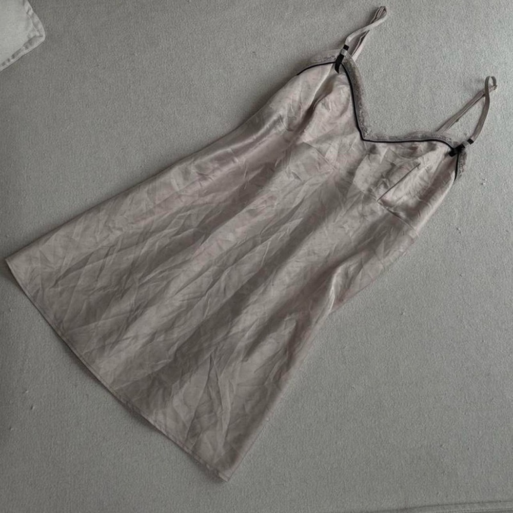 90s Etam vintage nude lace trim cami top lace trim